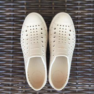 Native Jefferson Bloom, cream shoes, women's 6
